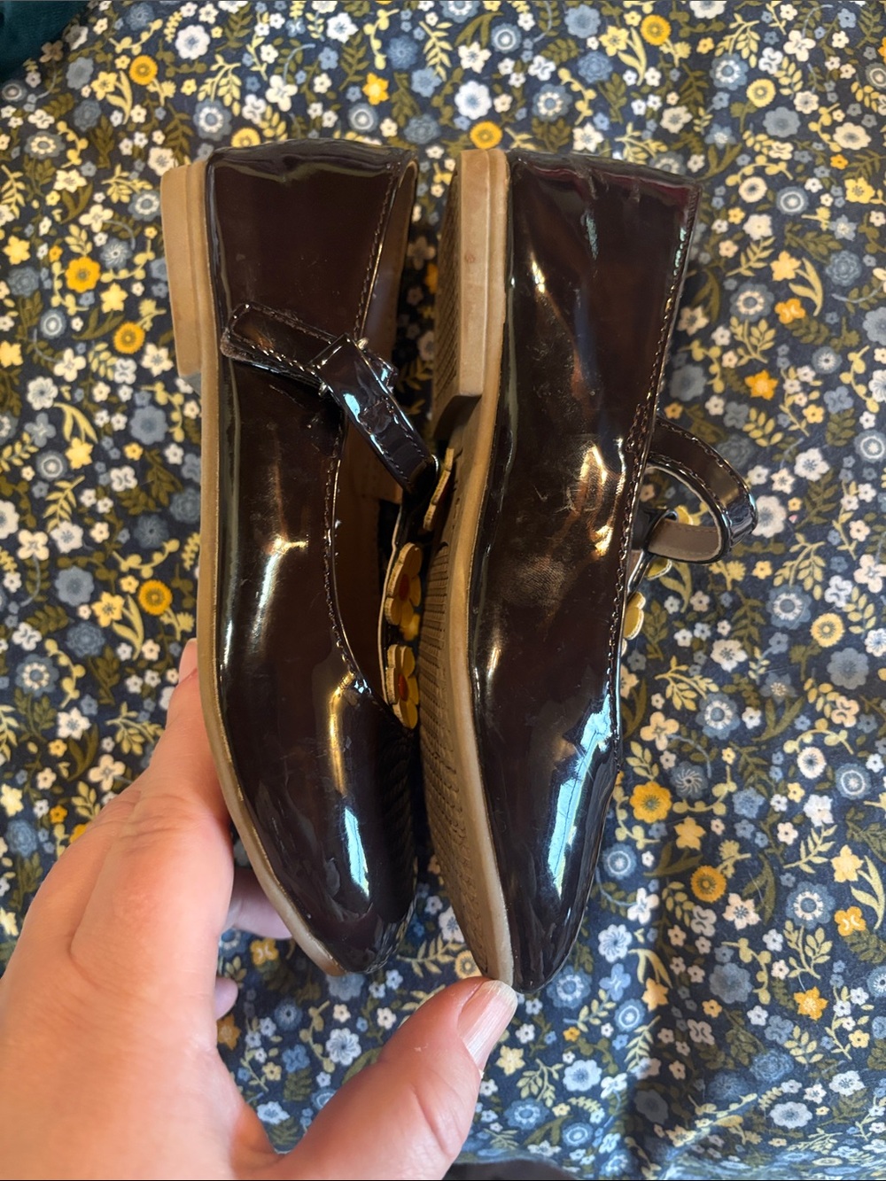Kids Floral Mary Jane Shoes - Brown Patent with Yellow Flowers Size 12 - Picture 4 of 5